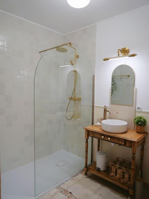Les Songes D'Augustine Apartamento Aigues-Vives  Exterior foto